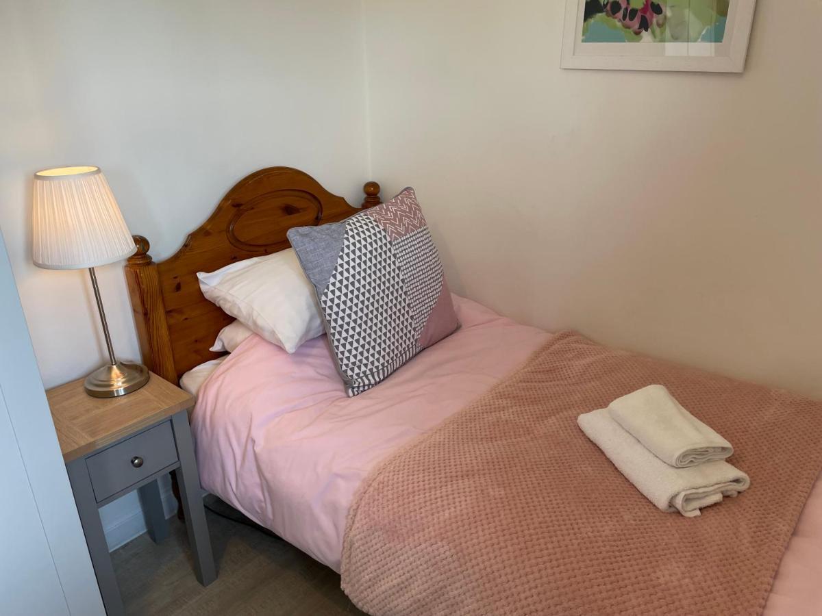 Wellsfield Farm Holiday Lodges 스털링 외부 사진