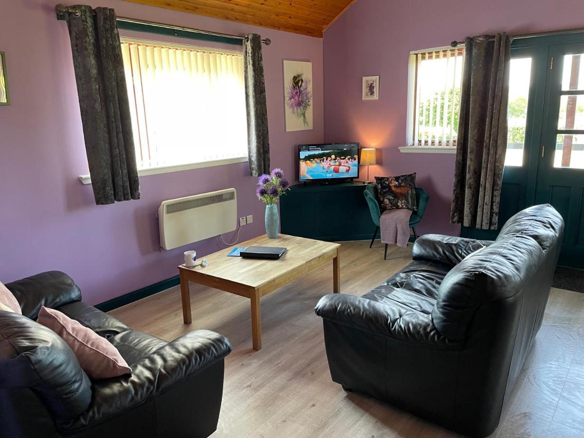 Wellsfield Farm Holiday Lodges 스털링 외부 사진