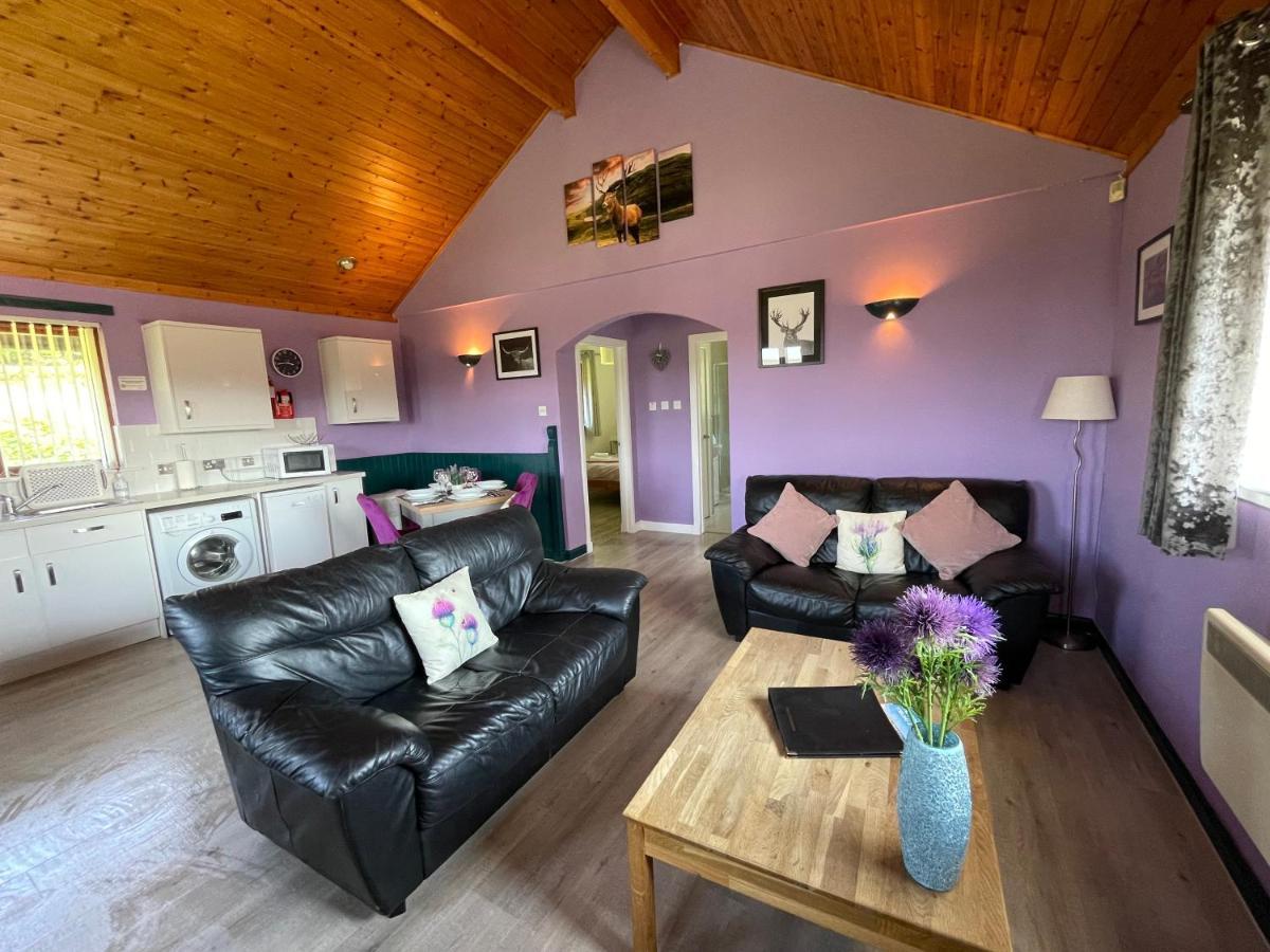 Wellsfield Farm Holiday Lodges 스털링 외부 사진