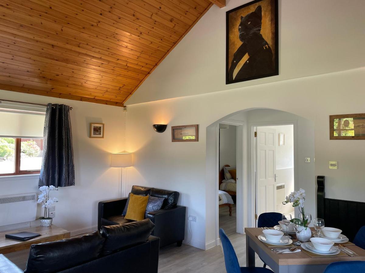 Wellsfield Farm Holiday Lodges 스털링 외부 사진